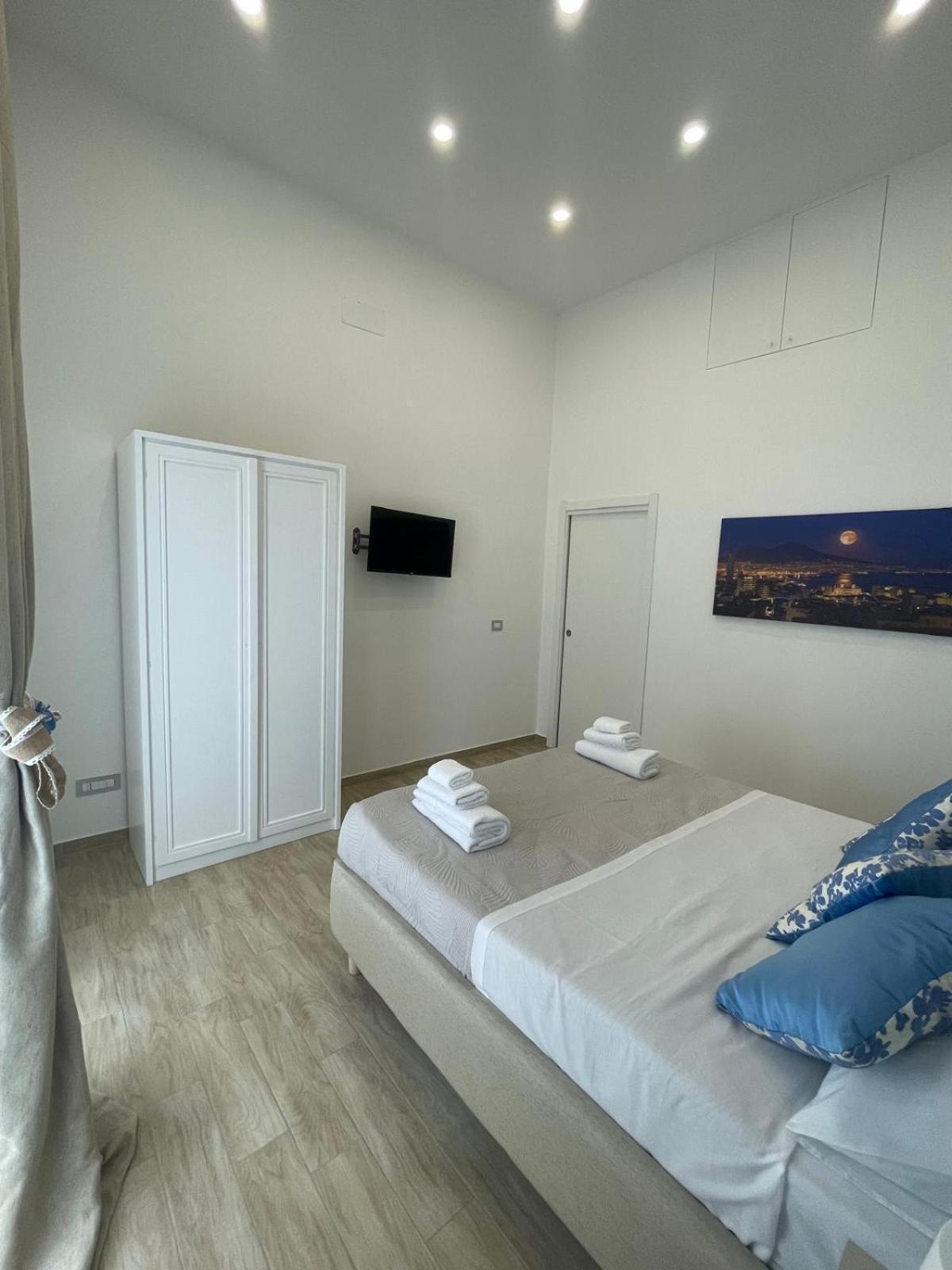 Duomo Luxury Apartament Napoli Esterno foto