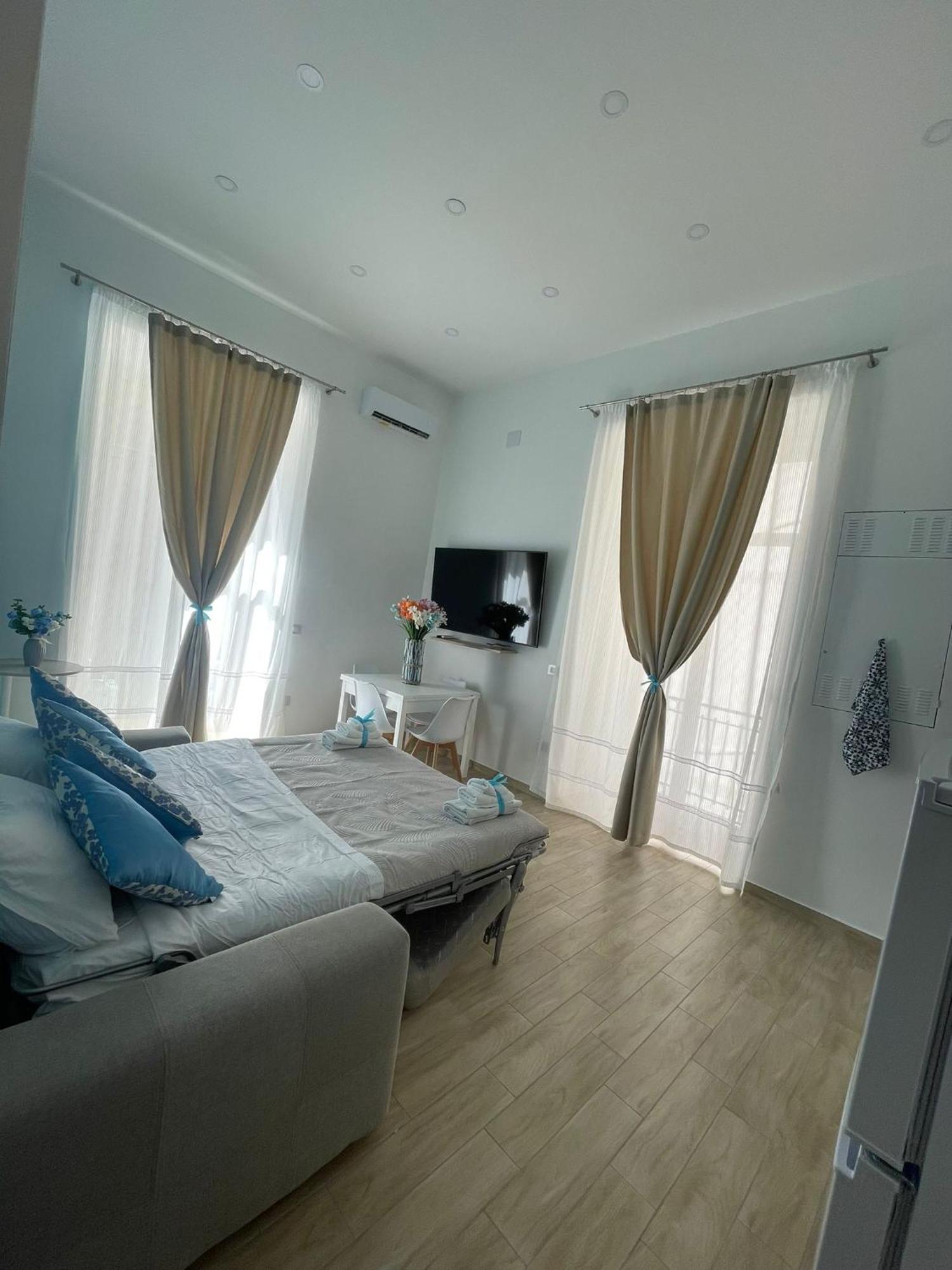Duomo Luxury Apartament Napoli Esterno foto
