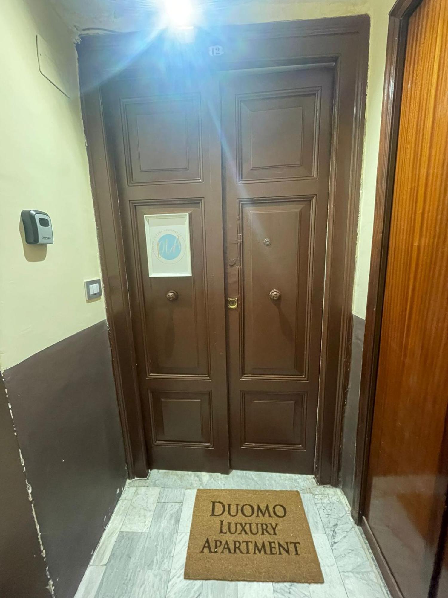 Duomo Luxury Apartament Napoli Esterno foto
